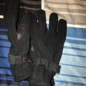 Winter gloves